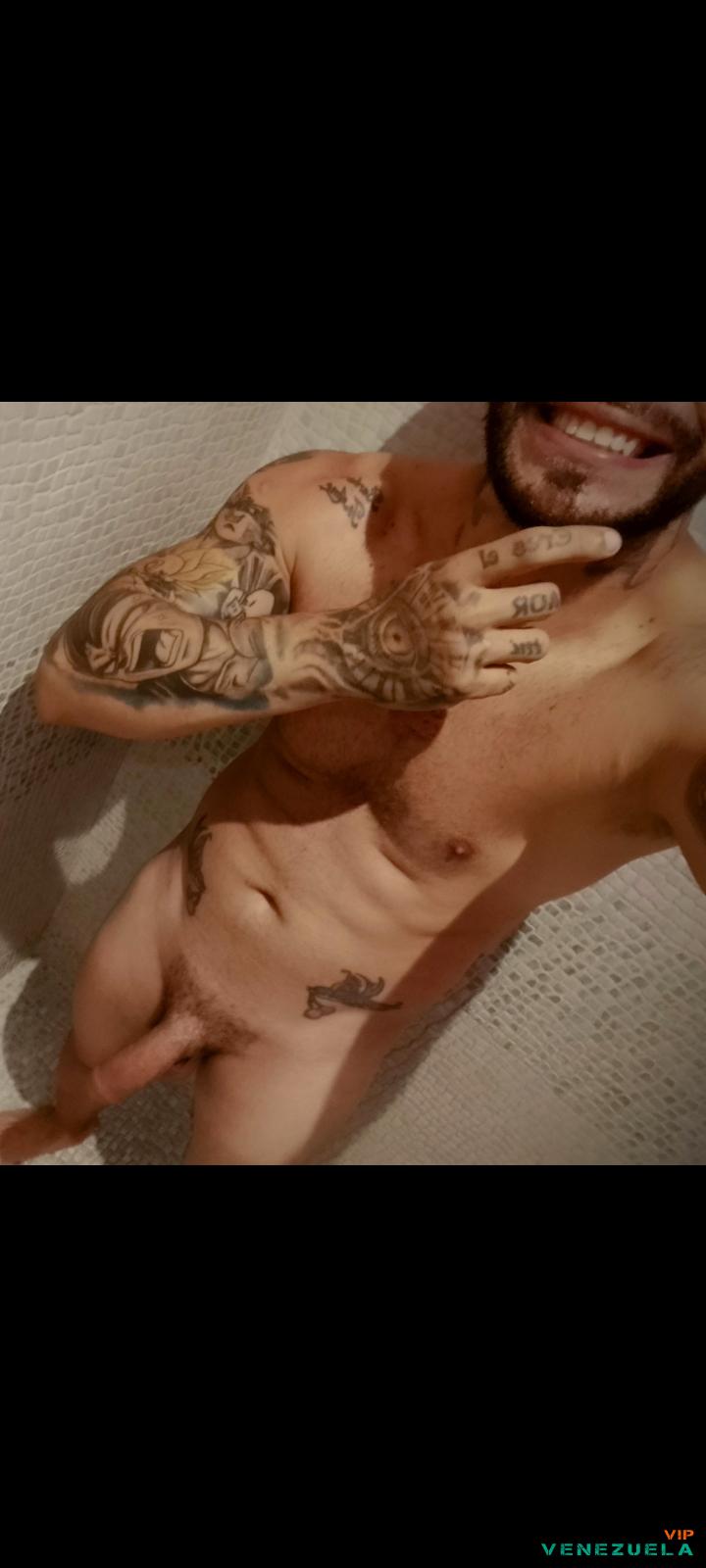 Escorts Masculinos Distrito Capital: Hombre de Verga Grande ACTIVO